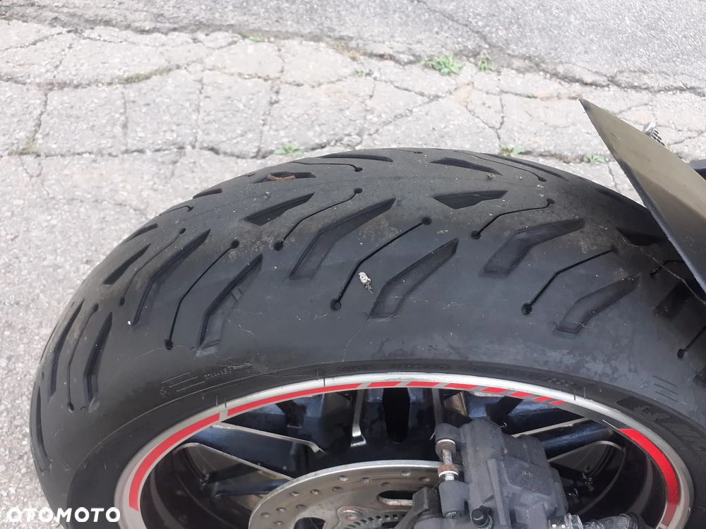 Kawasaki Z 900 RS - 17