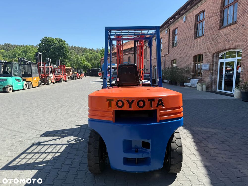 Toyota 02 5FD40 - 4