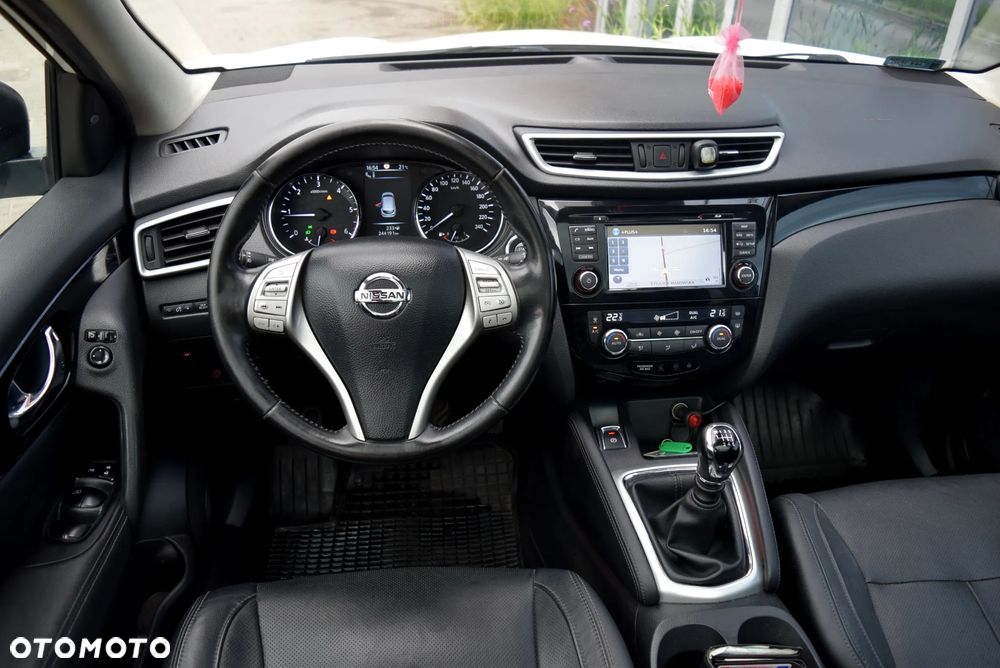 Nissan Qashqai 1.6 dCi Tekna S&S - 5