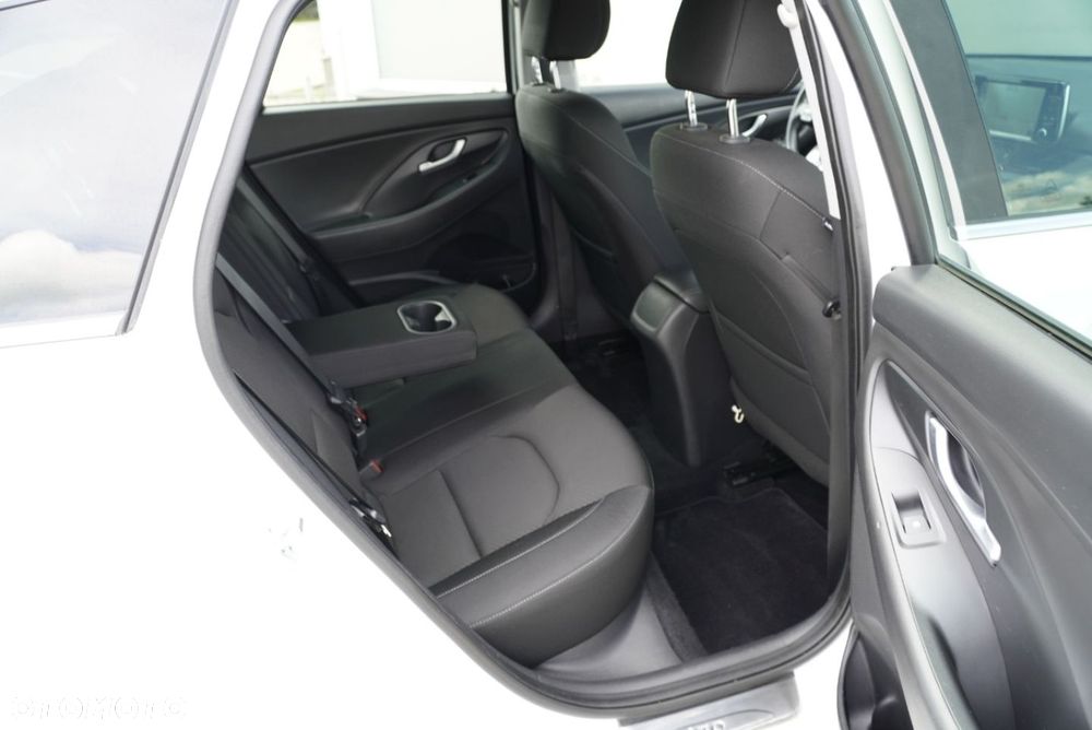Hyundai i30 1.0 T-GDI Intro Edition - 7