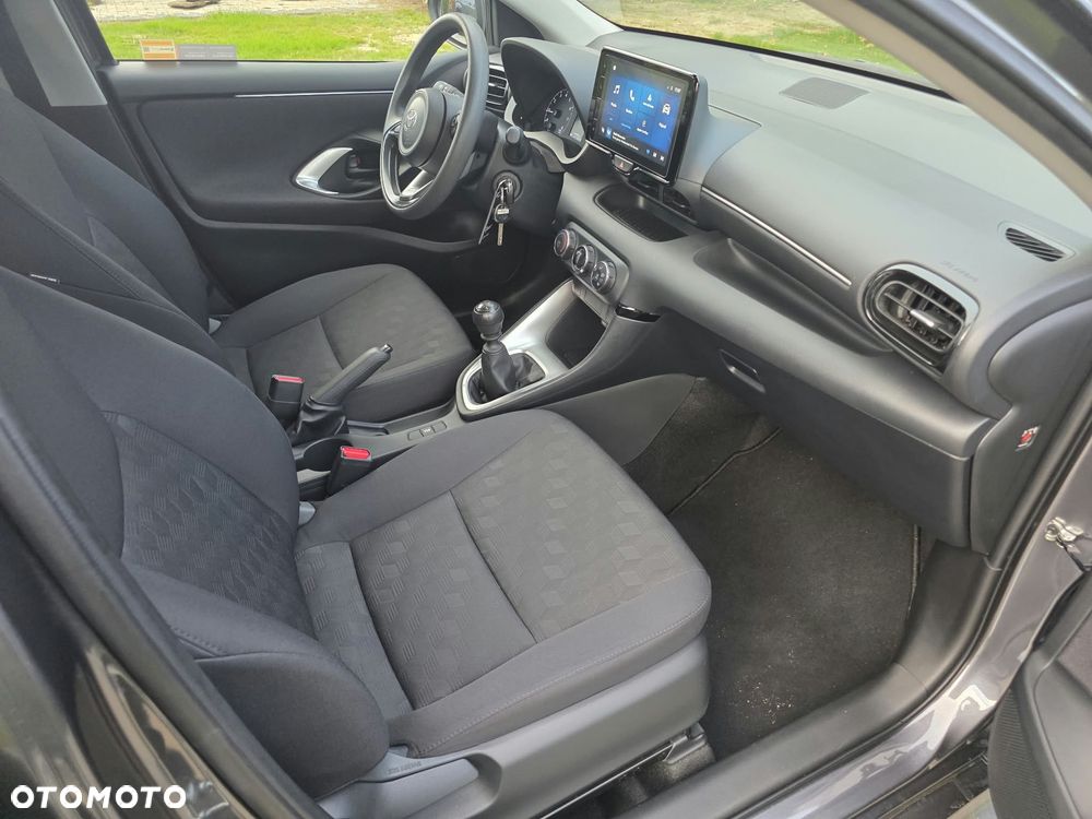 Toyota Yaris 1.5 Active - 12