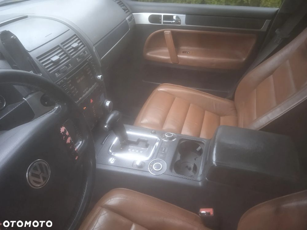 Volkswagen Touareg - 8