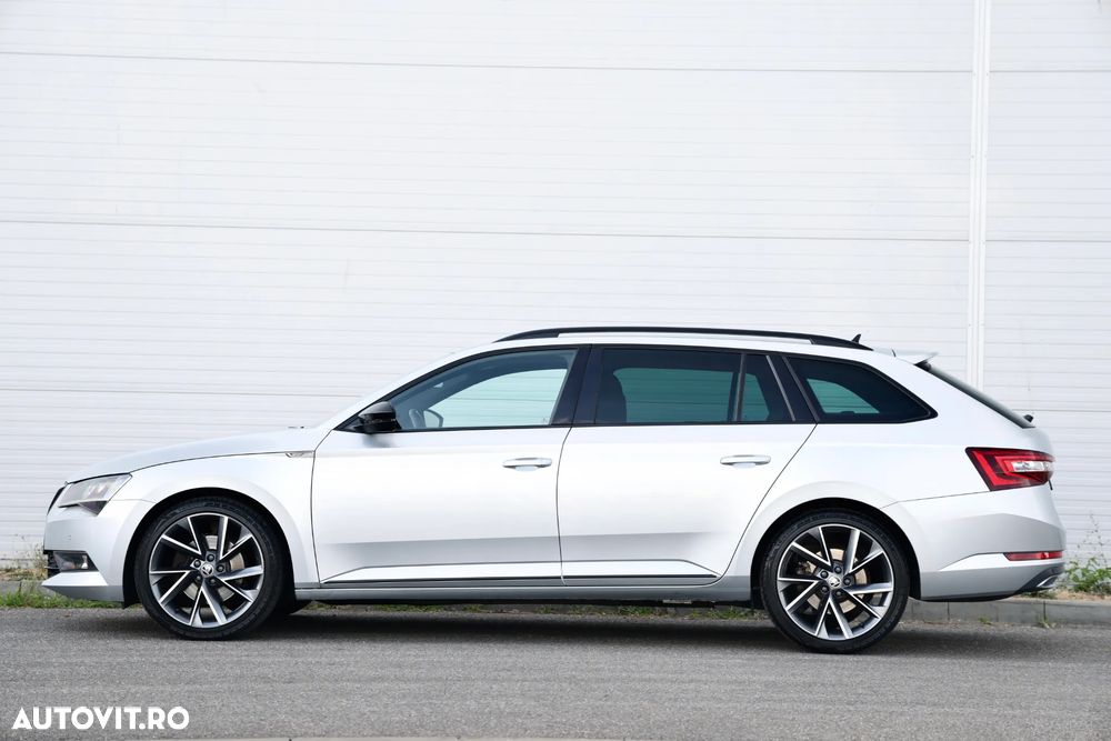 Skoda Superb 2.0 TDI DSG Sportline - 41