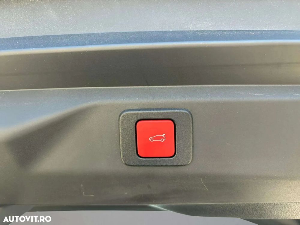 Peugeot 3008 1.2 Hybrid 145 e-DCS6 GT - 15
