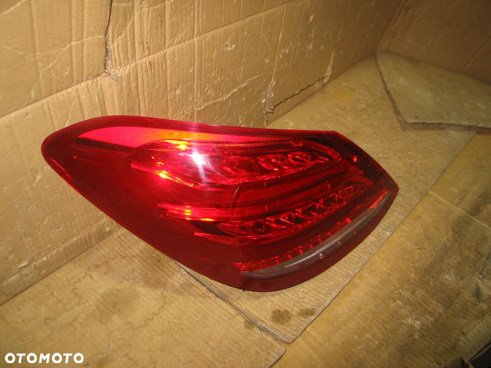 lampa led lewy tyl mercedes C klasa W205 A2059060357 oryginal - 4