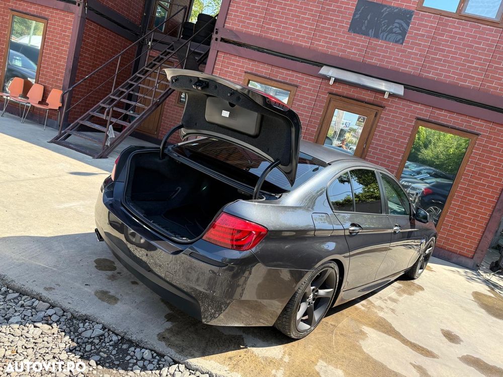 BMW Seria 5 520d - 30