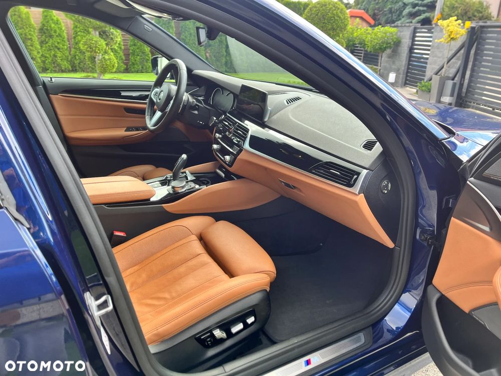 BMW Seria 5 530i xDrive M Sport sport - 14