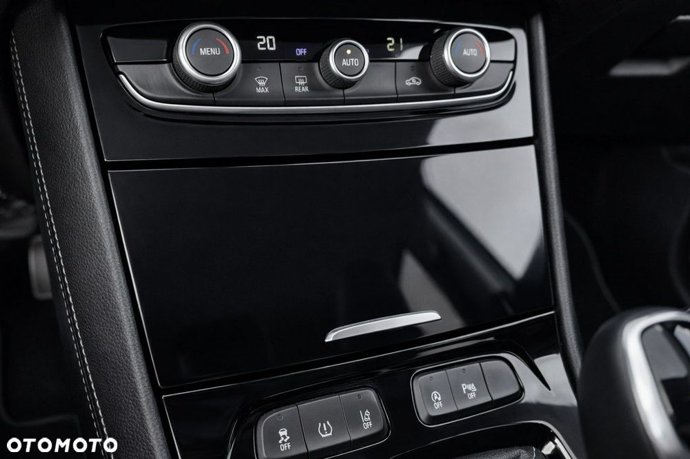 Opel Grandland X - 16