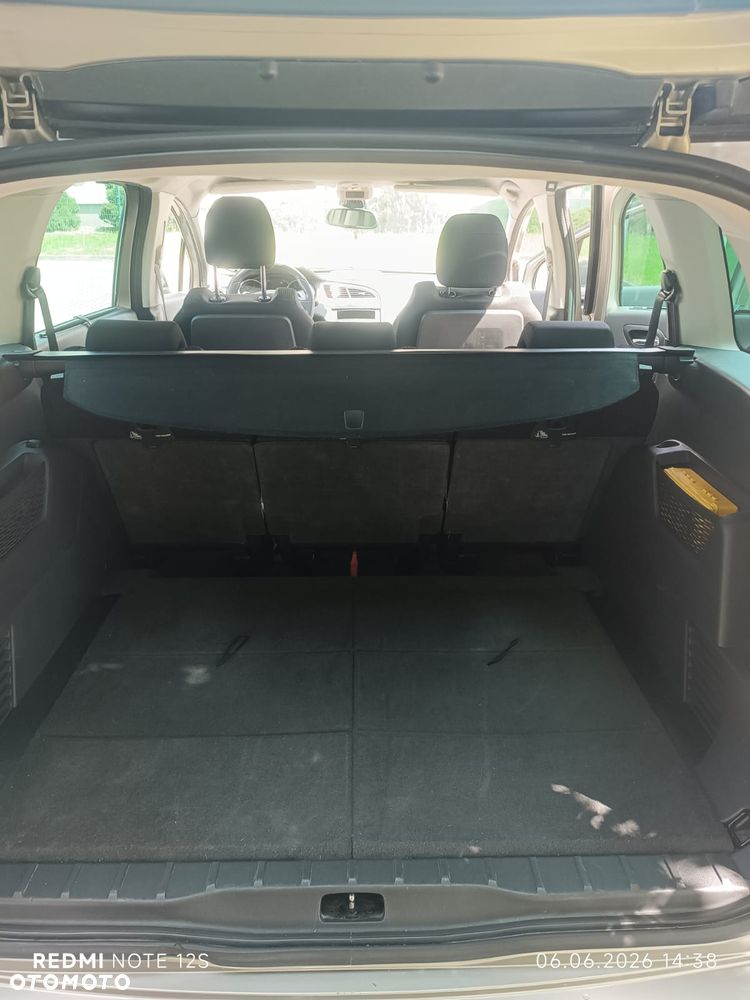 Peugeot 5008 - 6