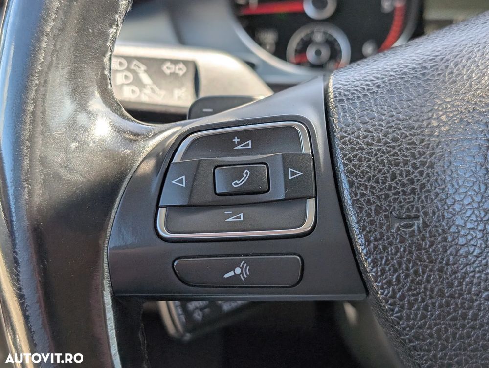 Volkswagen Passat CC 2.0 TDI DPF DSG - 34