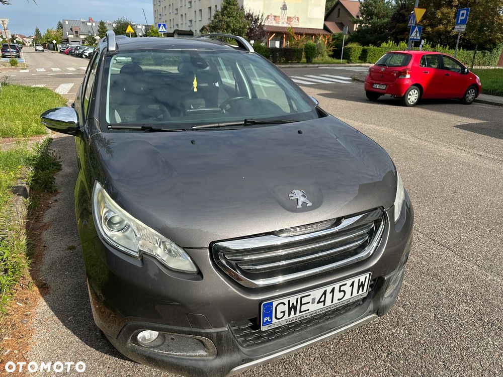 Peugeot 2008 1.2 Pure Tech Active S&S - 10