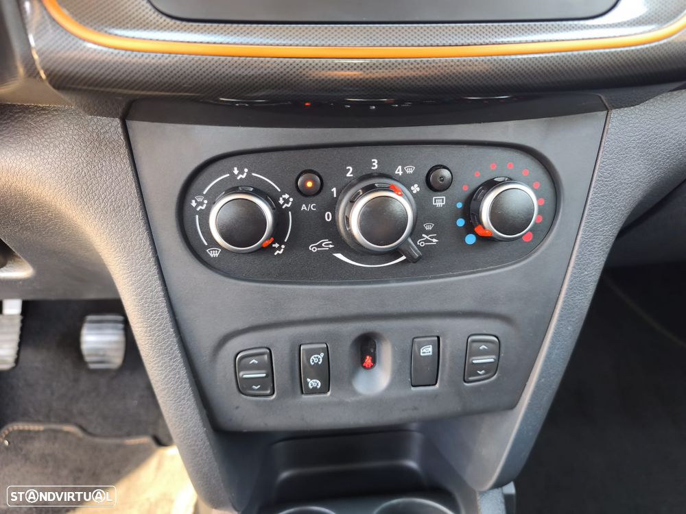 Dacia Sandero 0.9 TCe Stepway - 19