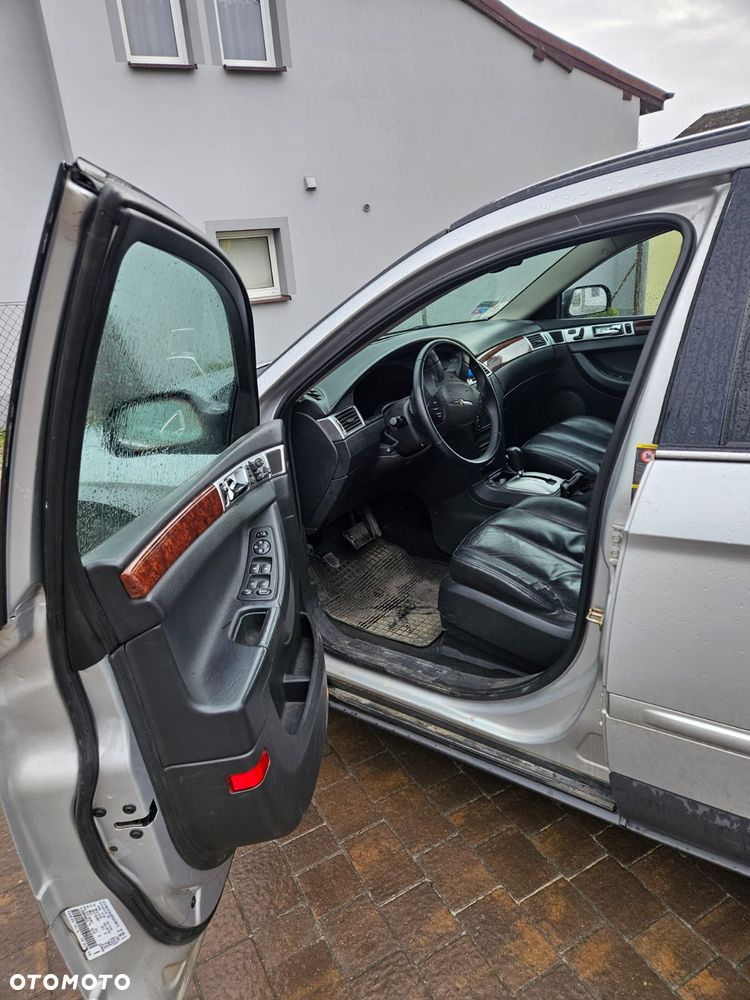 Chrysler Pacifica - 10