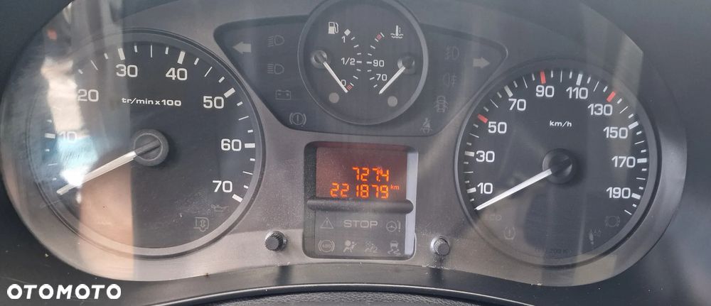 Citroën BERLINGO - 9