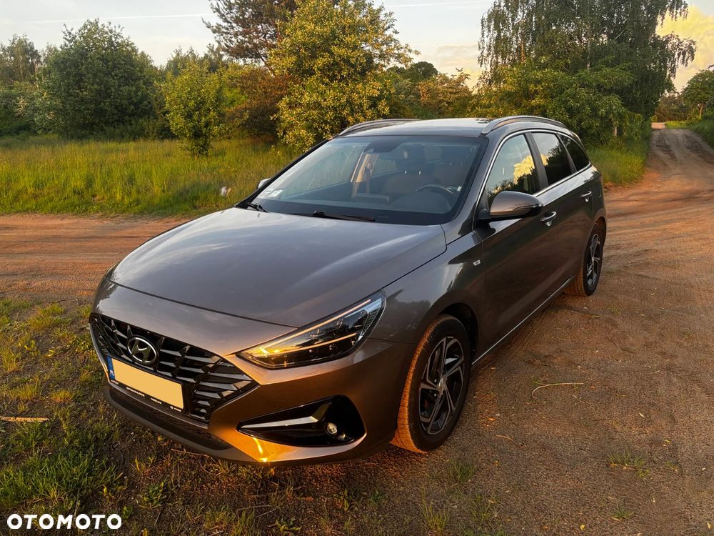 Hyundai i30 ver-1-5-t--gdi-48v-comfort-dct - 16