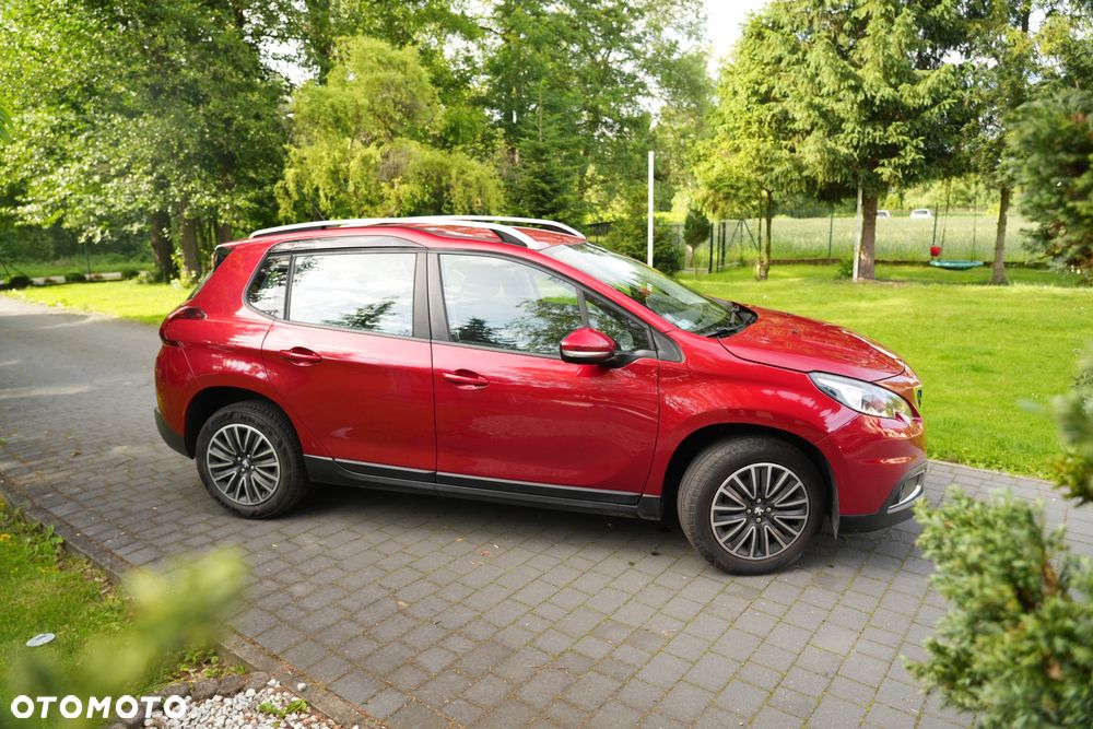 Peugeot 2008 1.2 Pure Tech Active S&S - 5