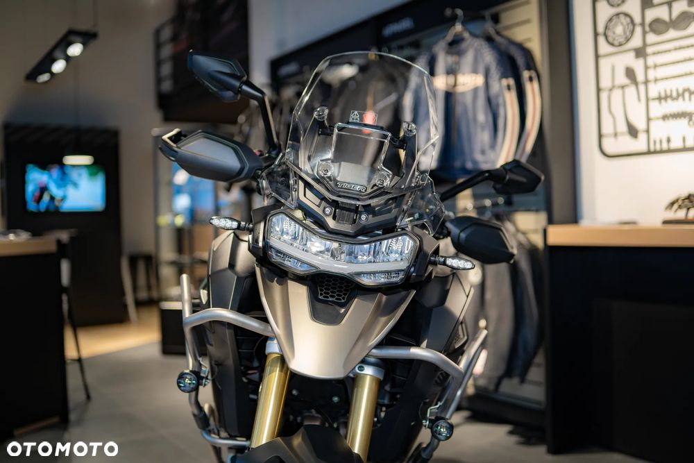 Triumph Tiger - 3