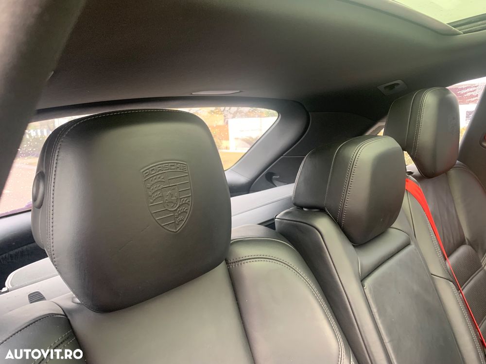 Porsche Cayenne - 35