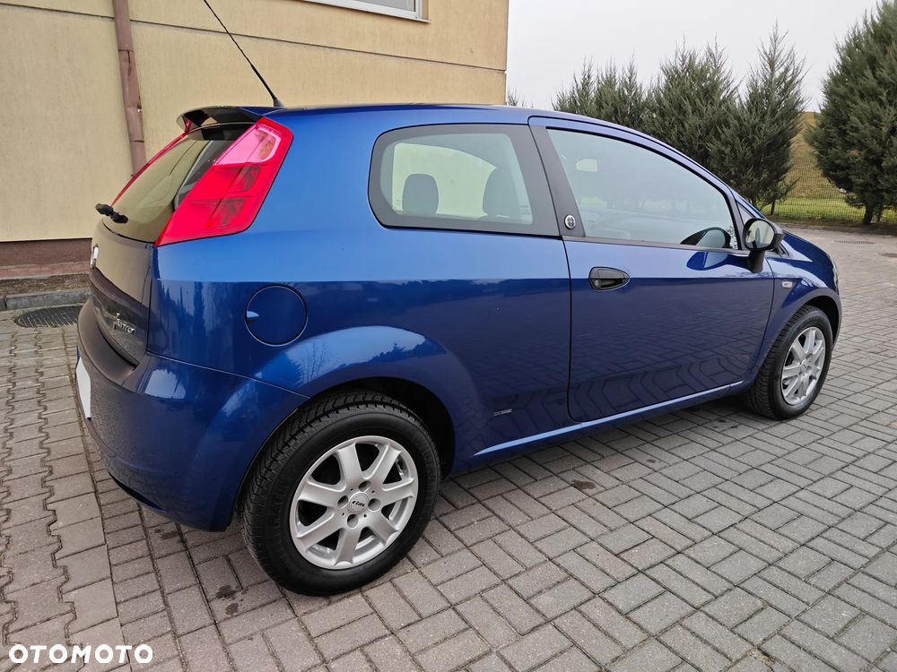 Fiat Grande Punto 1.4 8V 360 - 12