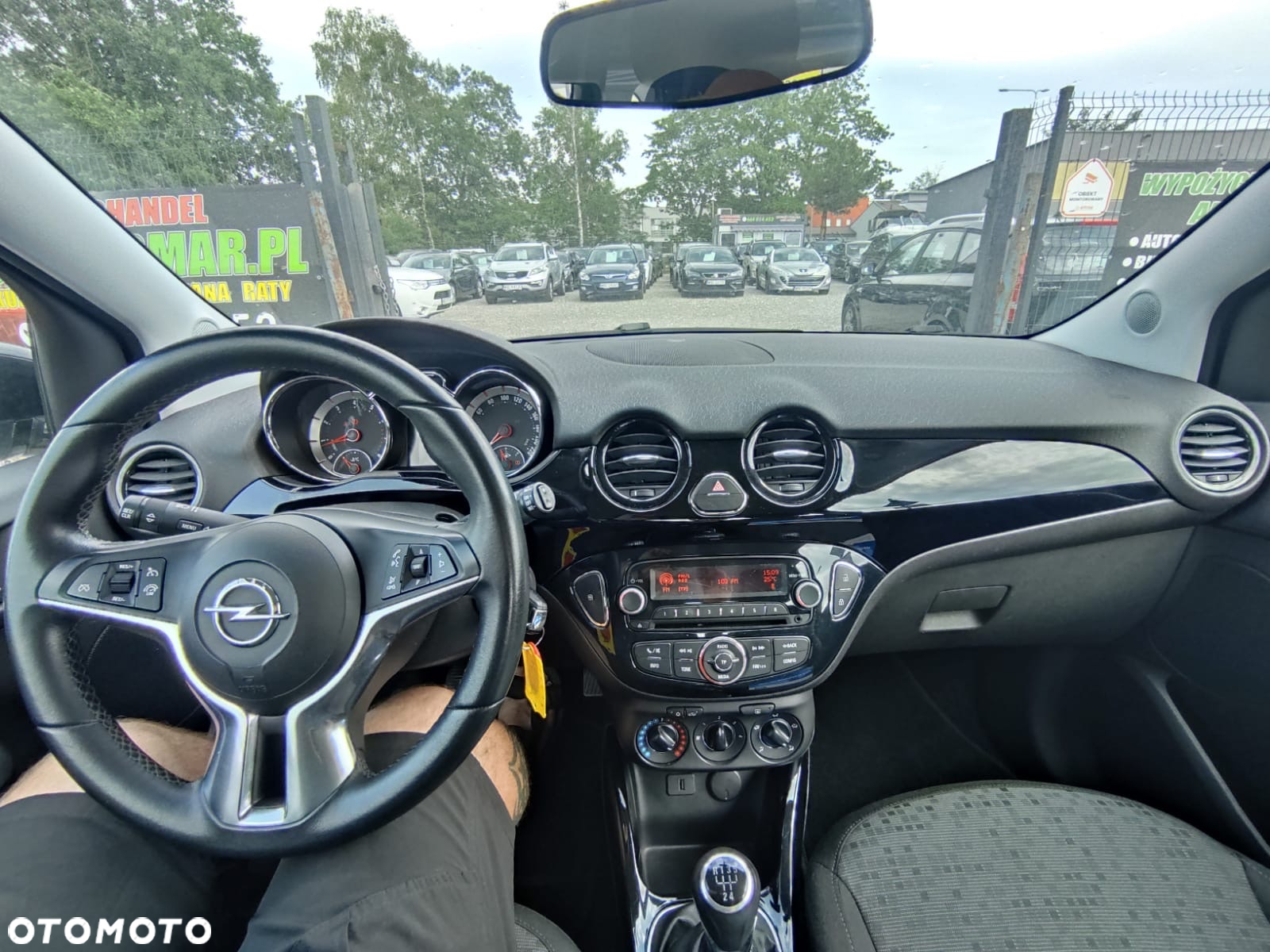 Opel Adam 1.2 - 15