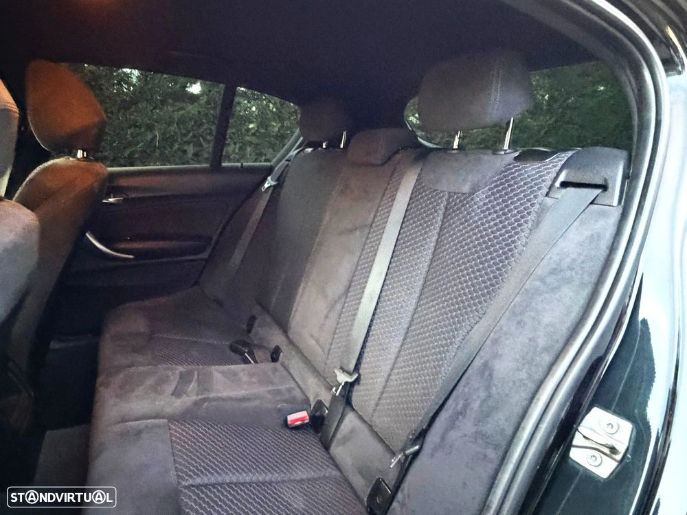 BMW 118 d Pack M - 23