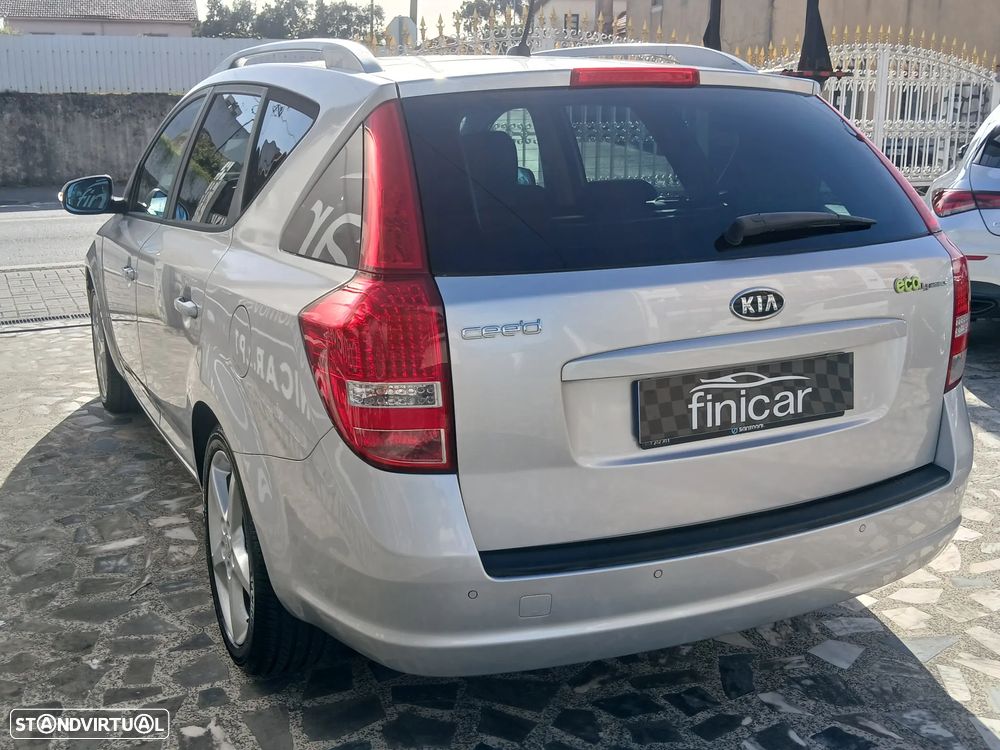 Kia Ceed SW 1.6 CRDi ECO - 9