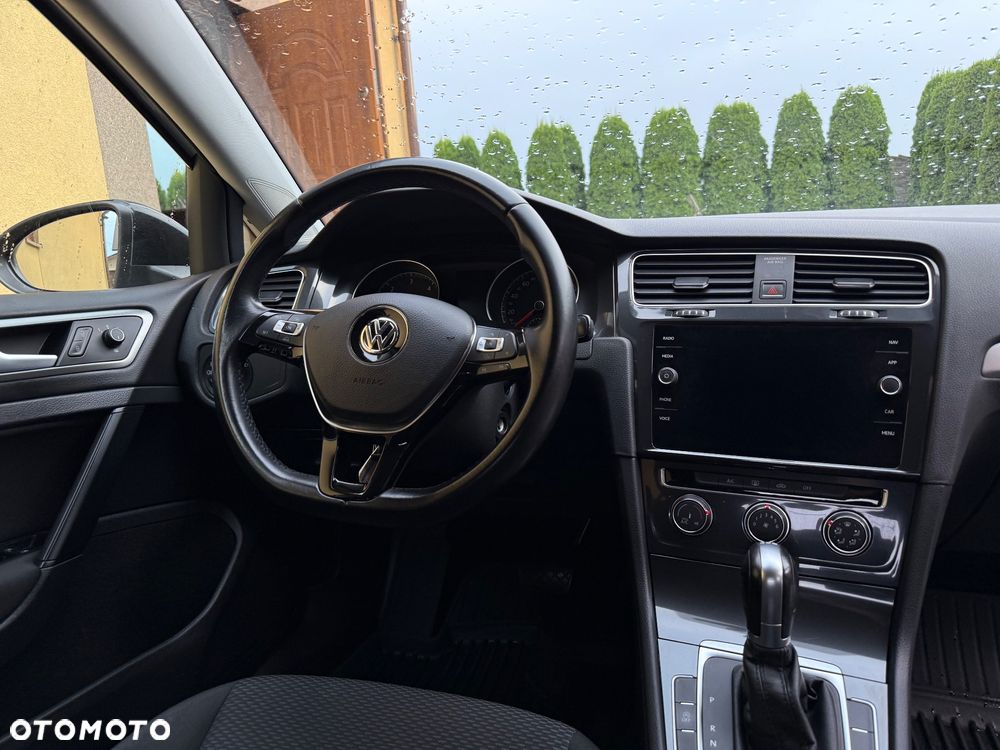 Volkswagen Golf 1.6 TDI BMT Highline DSG - 19
