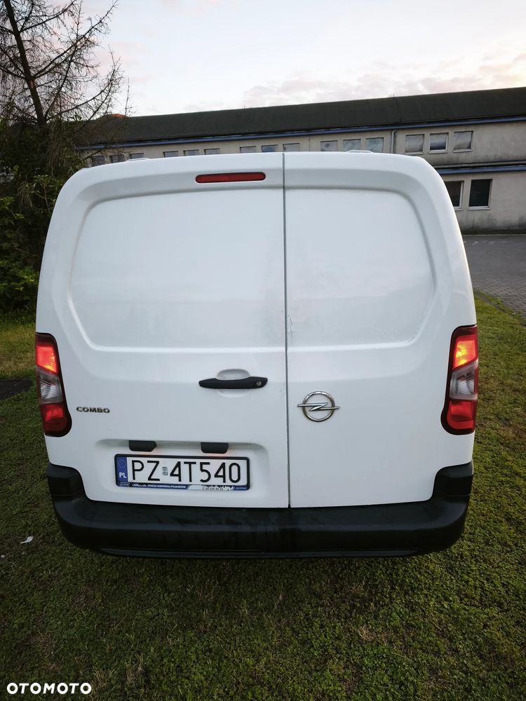 Opel COMBO - 9