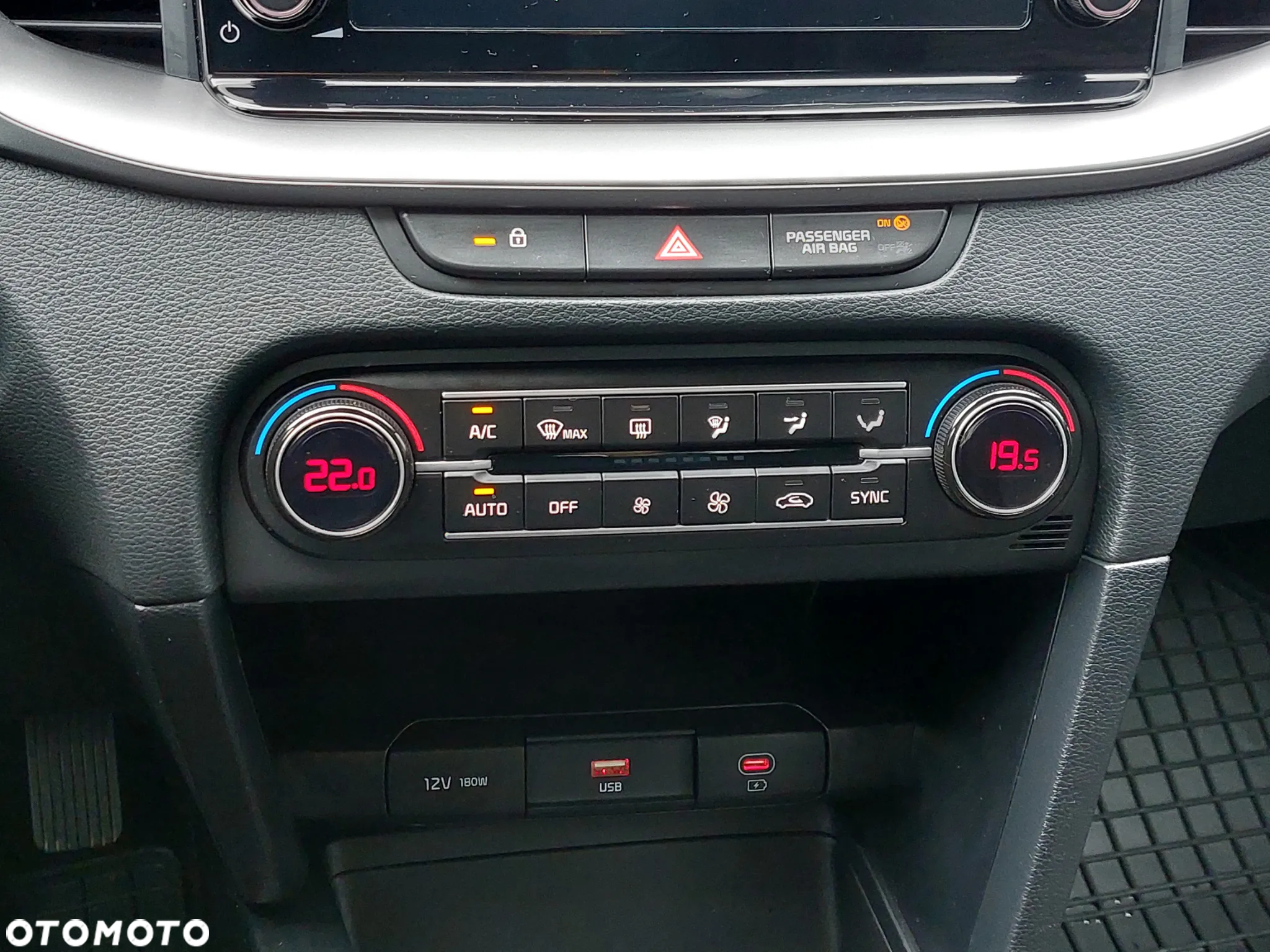 Kia XCeed 1.5 T-GDI M DCT - 12