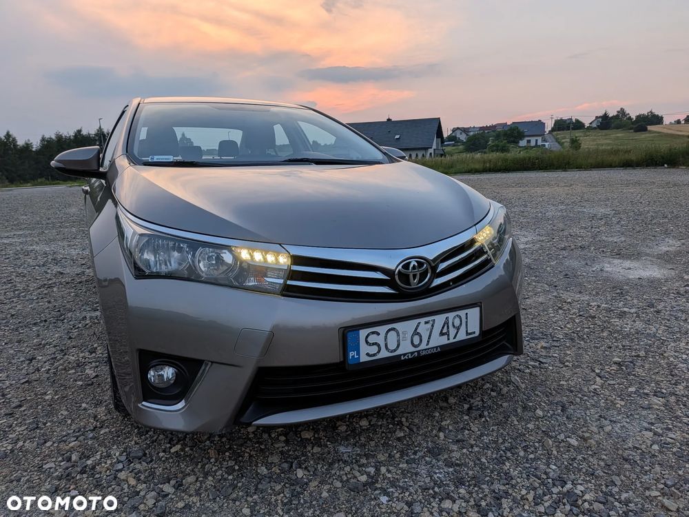 Toyota Corolla 1.6 Prestige EU6 - 10