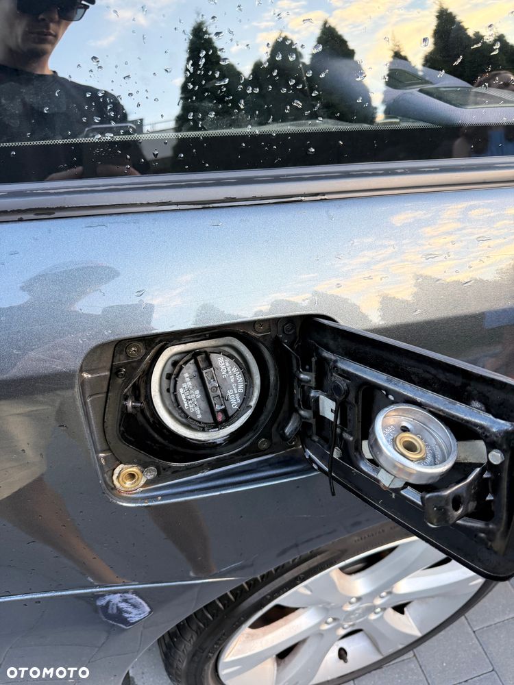 Subaru Legacy 2.0RC 000 - 18
