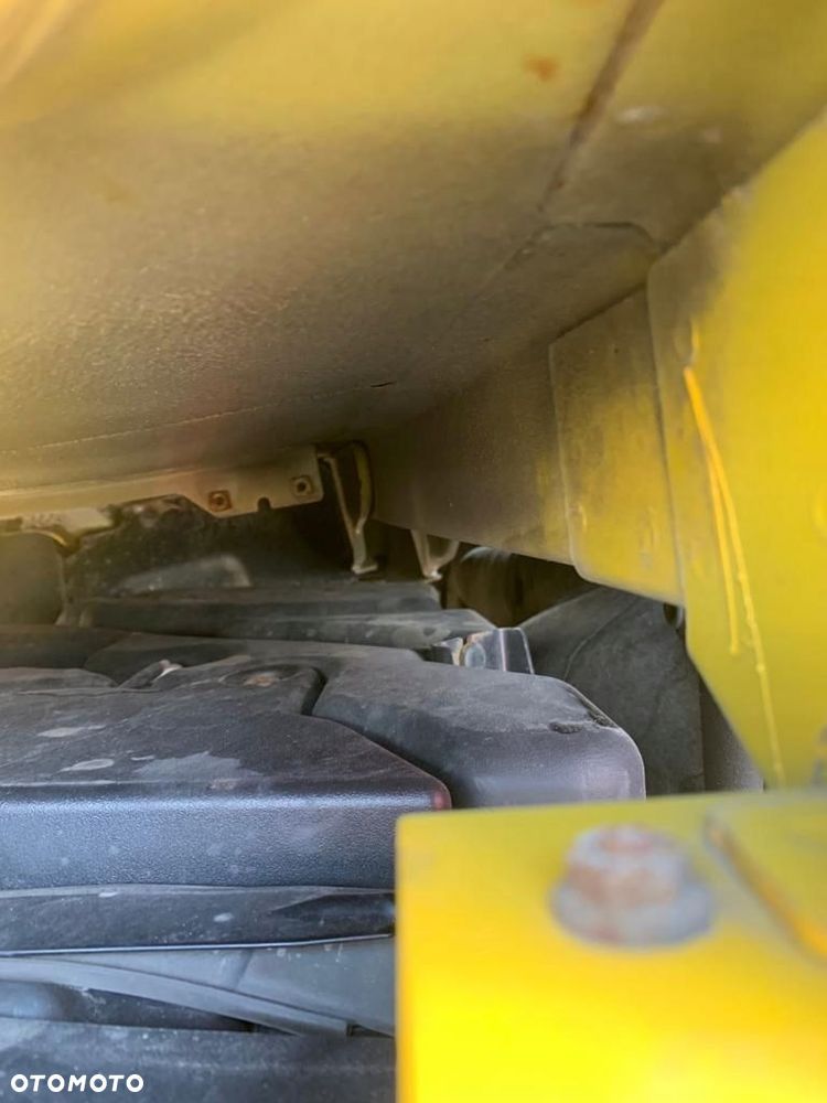 KOMPLETNA KABINA SUPER SPACE CAB DAF XF 106 - 11