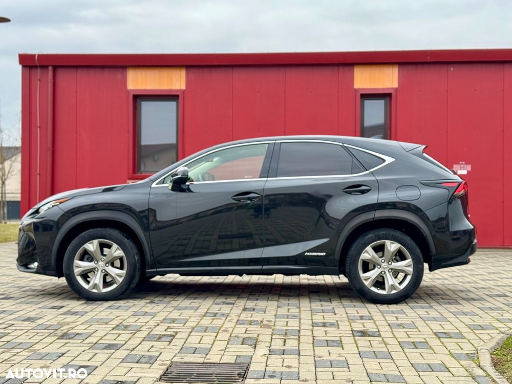 Lexus Seria NX 300h E-FOUR Luxury Line - 1