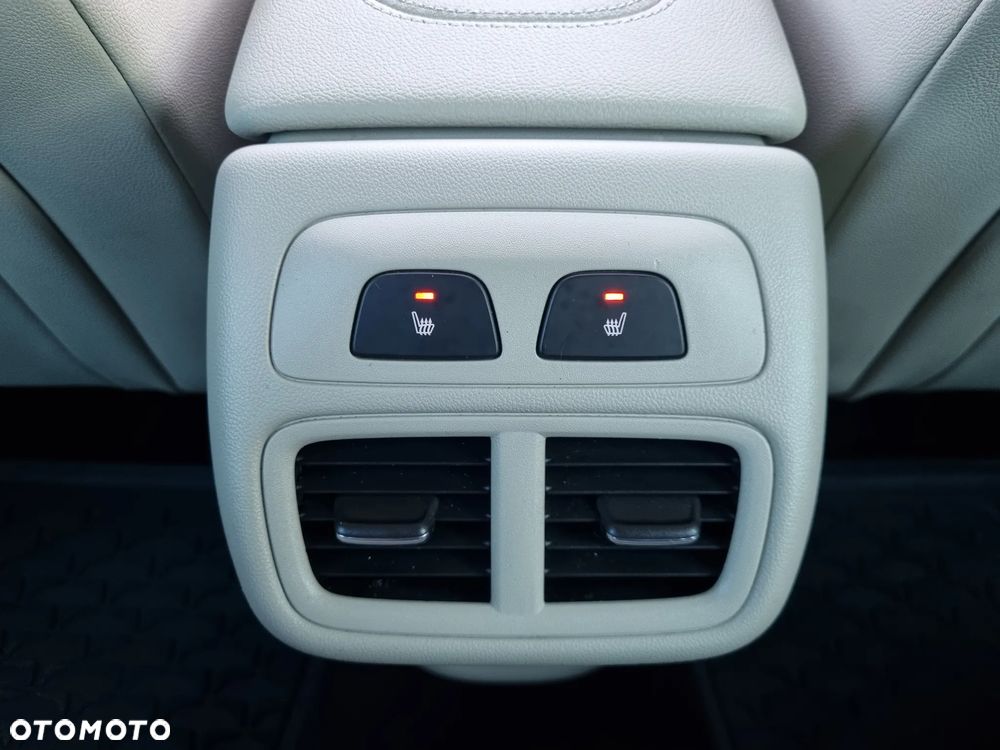 Opel Insignia 2.0 CDTI Sports Tourer Automatik - 33