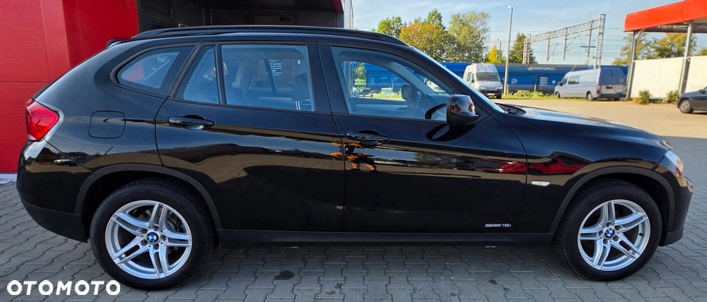 BMW X1 sDrive18i xLine - 11