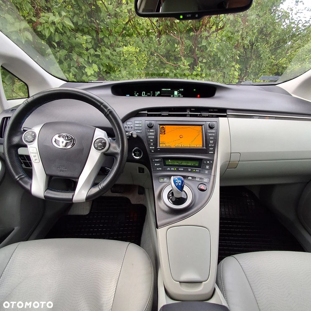 Toyota Prius - 6