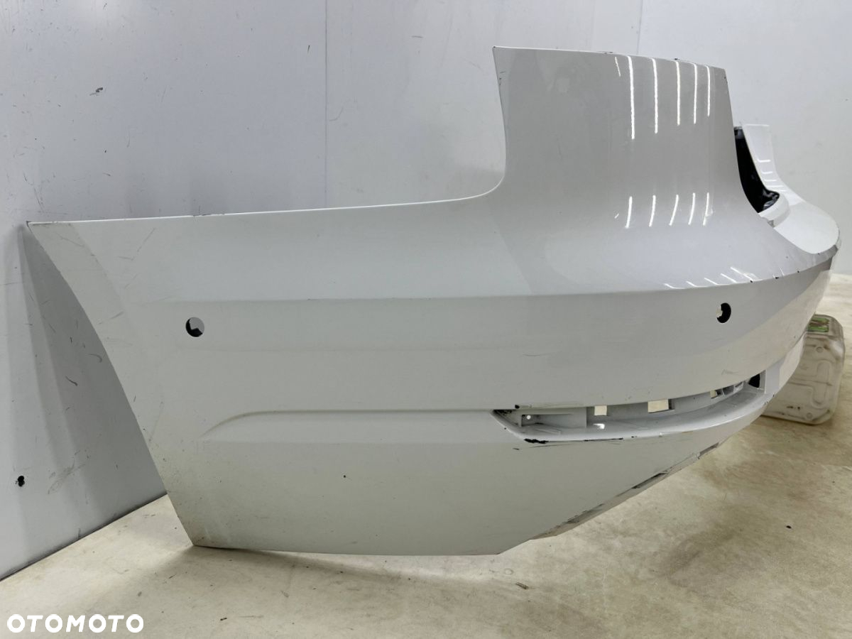 Zderzak tylny Audi A4 B9 15-19r. Kombi tył 6XPDC 8W9807511 - 2