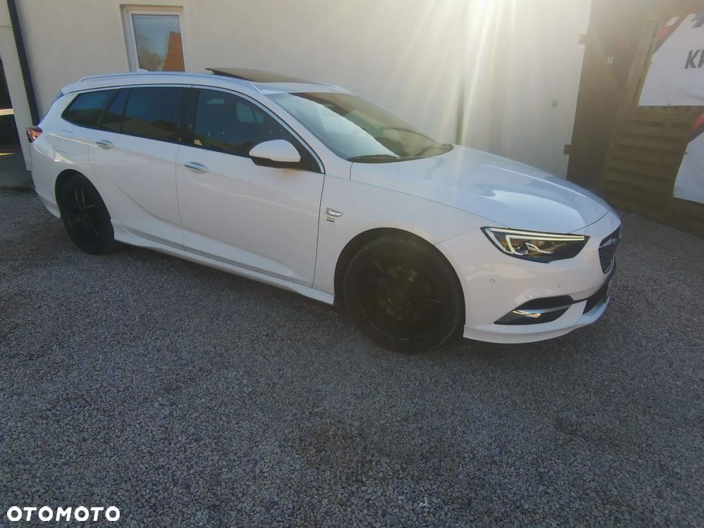 Opel Insignia Sports Tourer 2.0 Diesel Dynamic - 2