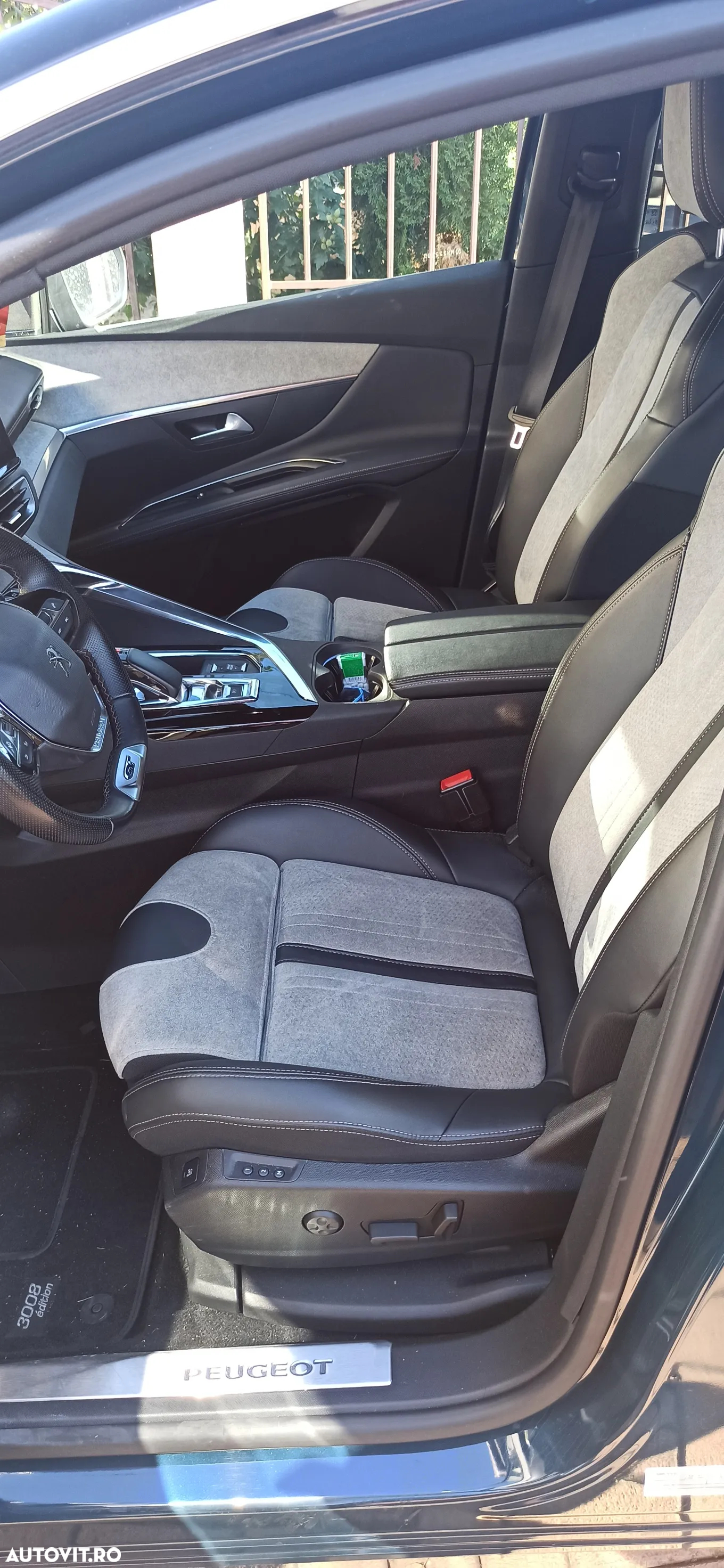 Peugeot 3008 PHEV 225 EAT8 GT - 13