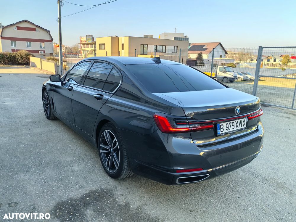 BMW Seria 7 750i xDrive - 4