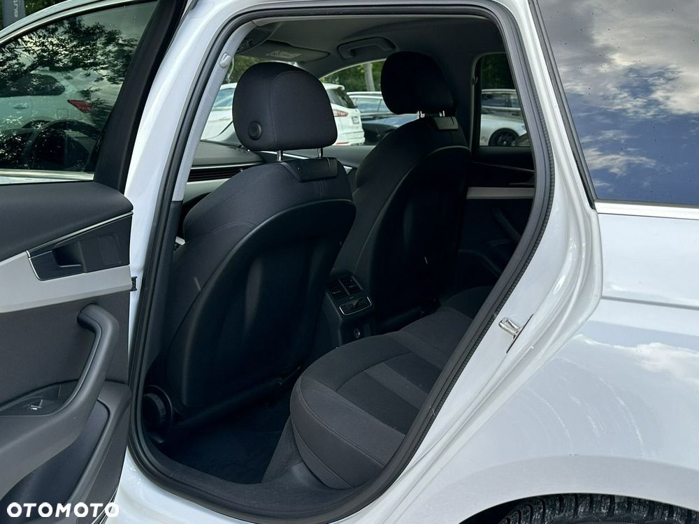 Audi A4 Avant - 15