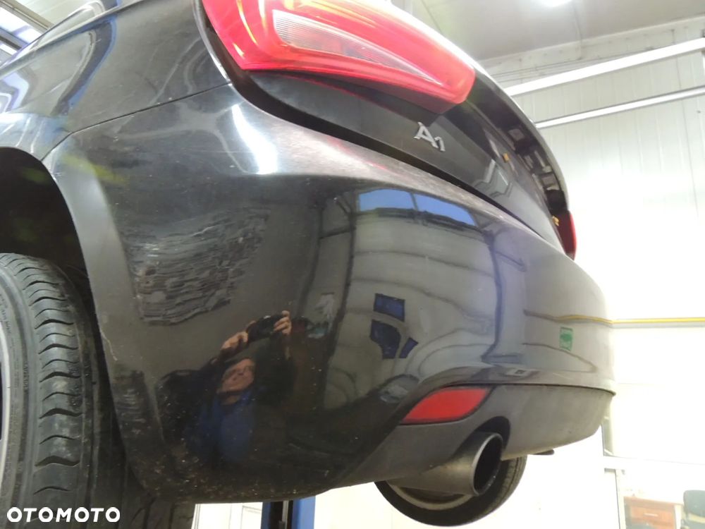 Zderzak tył AUDI A1 8X '11 1.6 TDI - 3