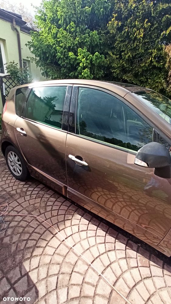 Renault Scenic 1.4 16V TCE Privilege - 8