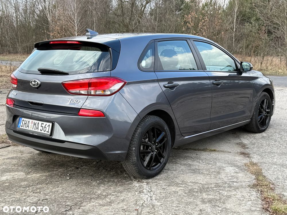 Hyundai i30 1.4 T-GDI DCT Premium - 9