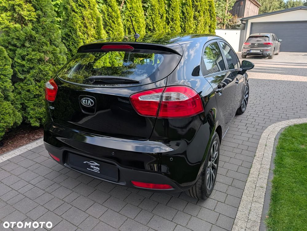 Kia Rio - 18