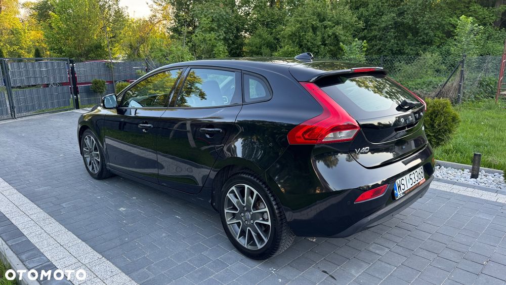 Volvo V40 D2 Kinetic - 22