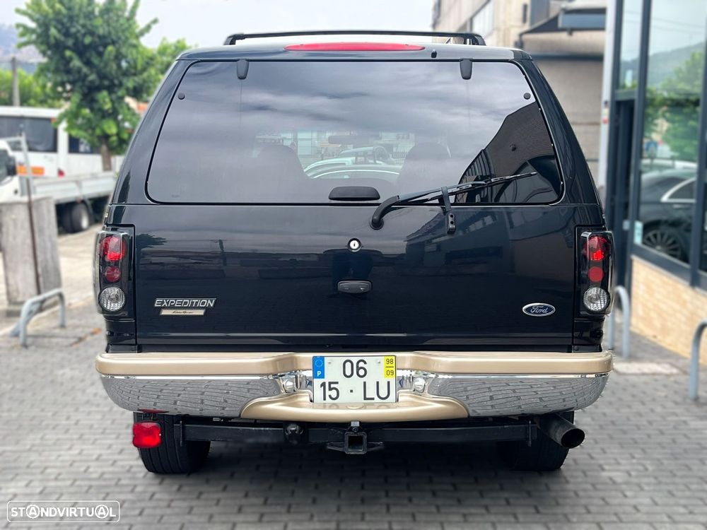 Ford Expedition - 22