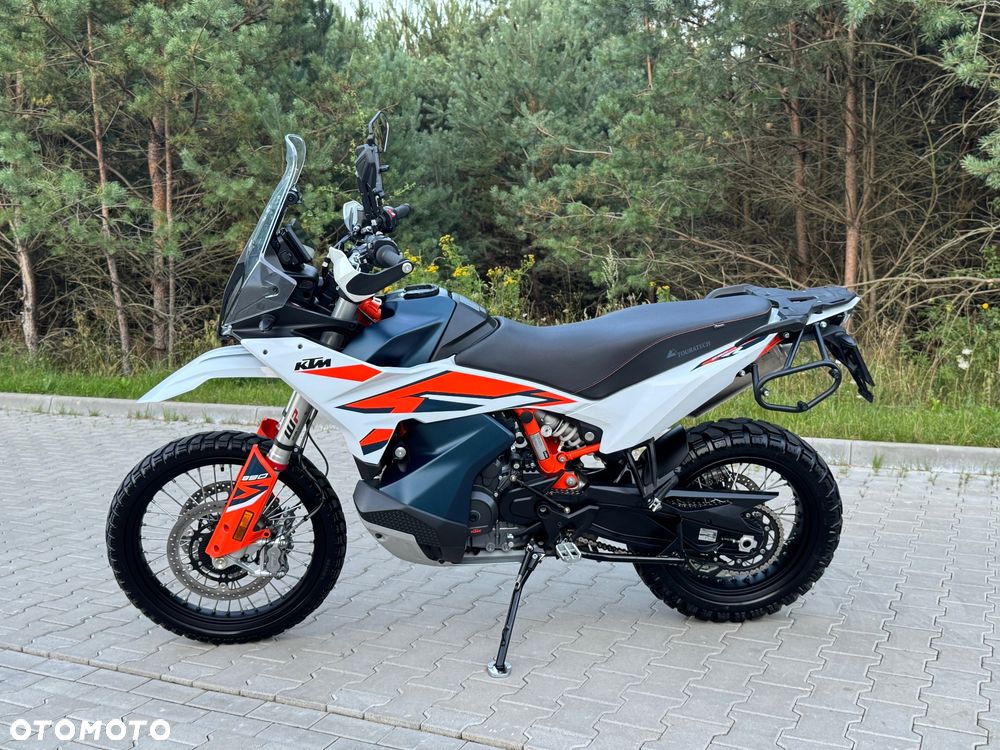 KTM Adventure 890 - 12