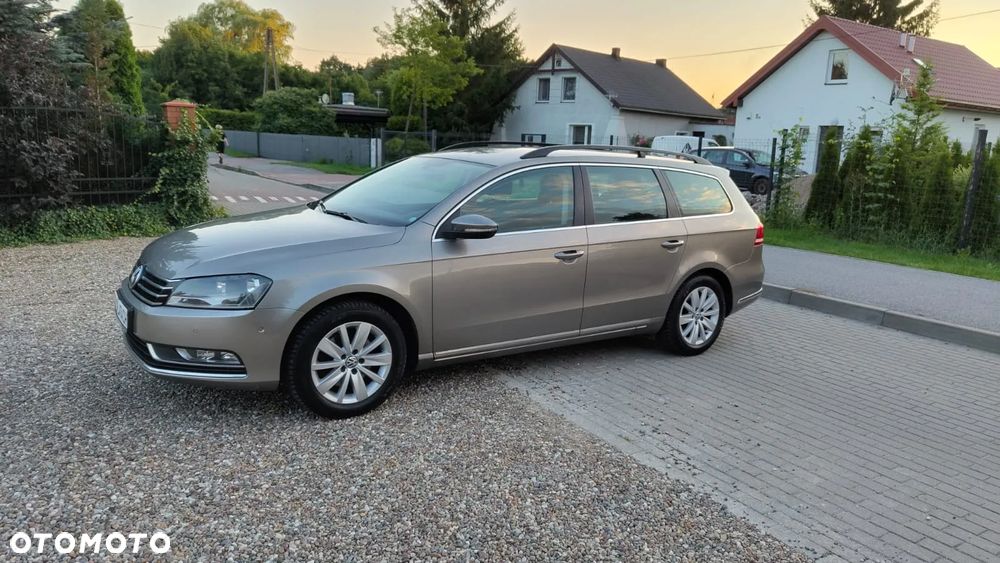 Volkswagen Passat 2.0 TDI Comfortline - 19