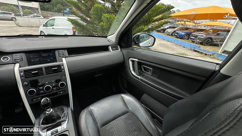 Land Rover Discovery Sport 2.0 TD4 SE - 29